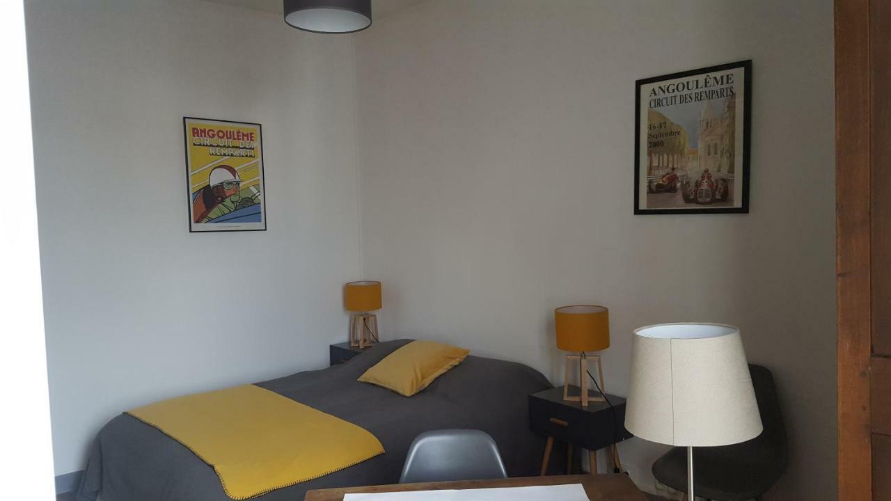 La Tour De Lavalette Bed and Breakfast Angoulême Exteriör bild